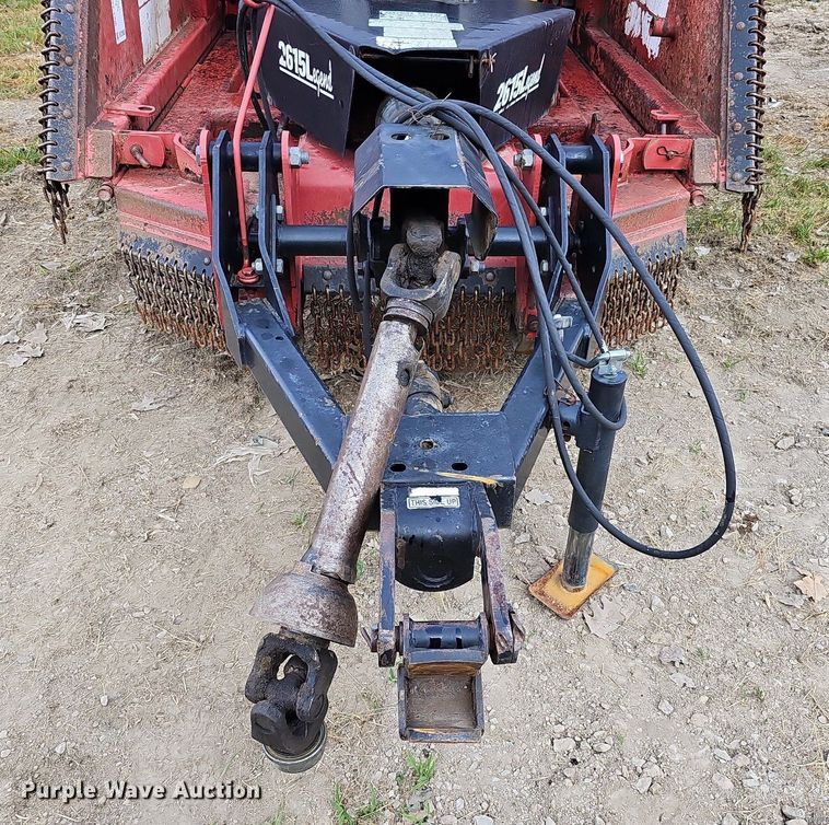 image for item DO2803 2004 Bush Hog 2615 Legend  batwing rotary mower