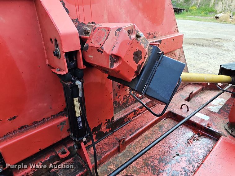 image for item DO2803 2004 Bush Hog 2615 Legend  batwing rotary mower