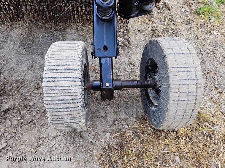 image for item DO2803 2004 Bush Hog 2615 Legend  batwing rotary mower