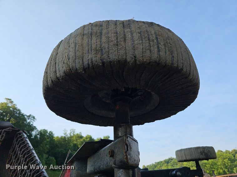 image for item DO2803 2004 Bush Hog 2615 Legend  batwing rotary mower