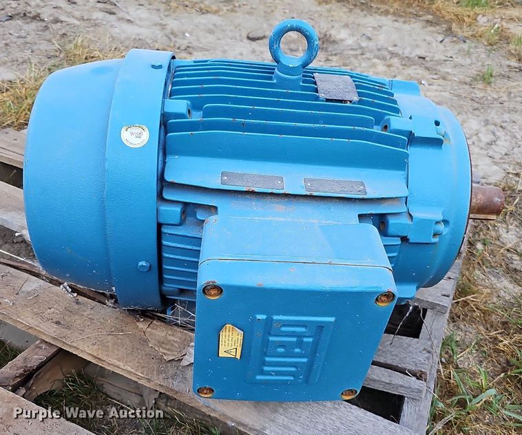 image for item DO2804 2014 WEG 02518XT3E284TC  electric motor