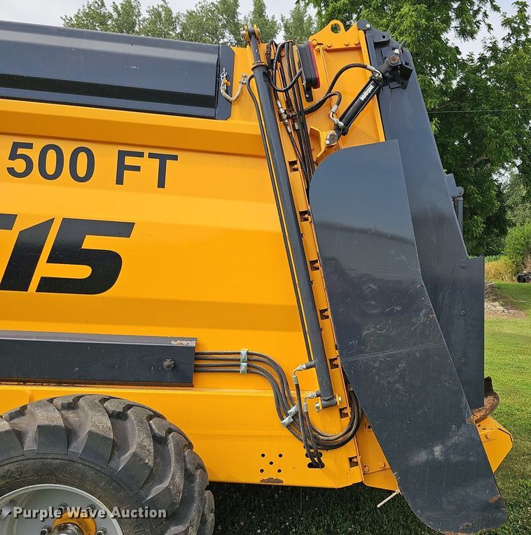 image for item DO2805 2021 TerraKat T15  manure spreader