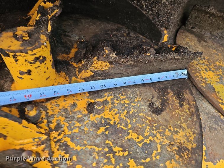 image for item DO2805 2021 TerraKat T15  manure spreader