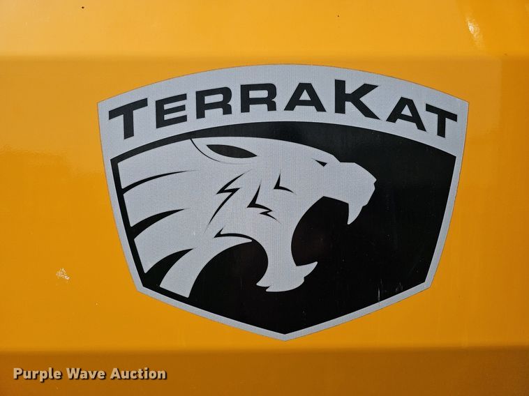 image for item DO2805 2021 TerraKat T15  manure spreader