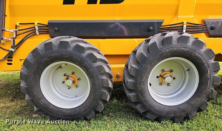 image for item DO2805 2021 TerraKat T15  manure spreader