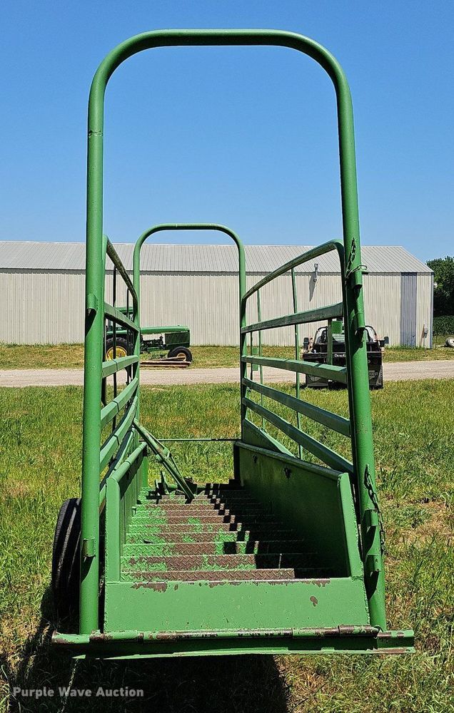 image for item DO2828 Powder River  livestock loading chute