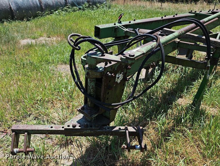 image for item DO2829 John Deere F1350/1450  six bottom plow