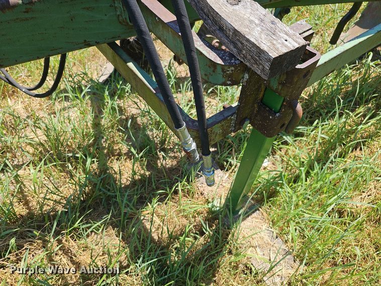 image for item DO2829 John Deere F1350/1450  six bottom plow