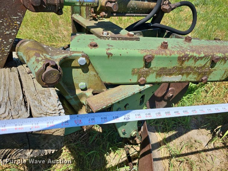image for item DO2829 John Deere F1350/1450  six bottom plow