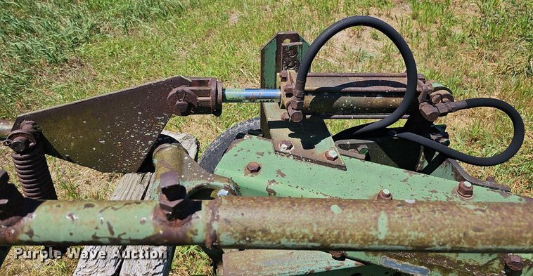 image for item DO2829 John Deere F1350/1450  six bottom plow