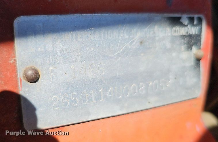image for item DO2832 1971 International Farmall 1466  tractor
