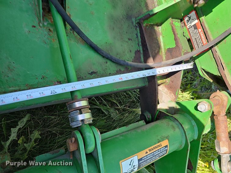 image for item DO2851 John Deere MX15 batwing rotary mower