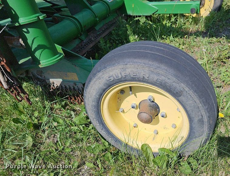 image for item DO2851 John Deere MX15 batwing rotary mower