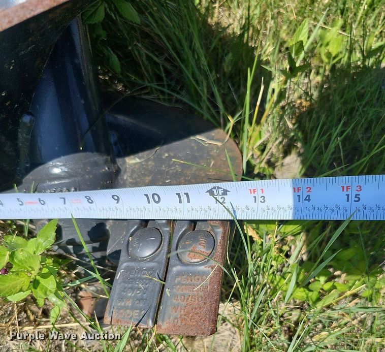 image for item DO2852 Land Pride PD25  post hole auger