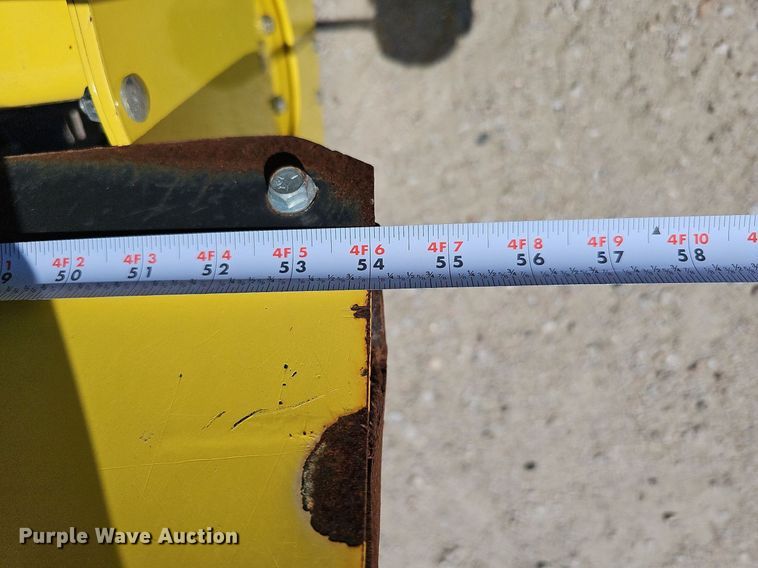 image for item DO2853 2015 John Deere 2025R  tractor