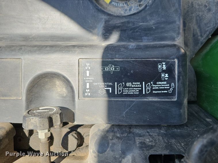 image for item DO2853 2015 John Deere 2025R  tractor