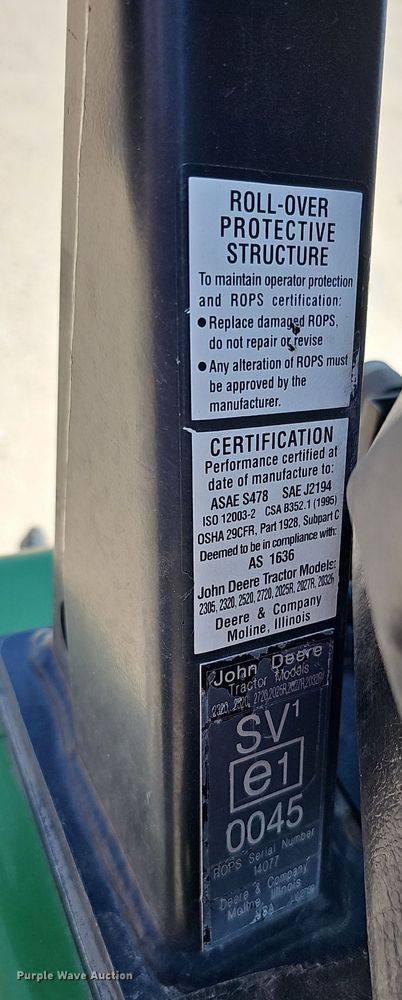 image for item DO2853 2015 John Deere 2025R  tractor