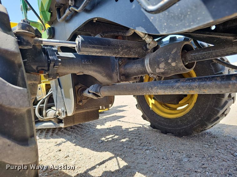 image for item DO2853 2015 John Deere 2025R  tractor