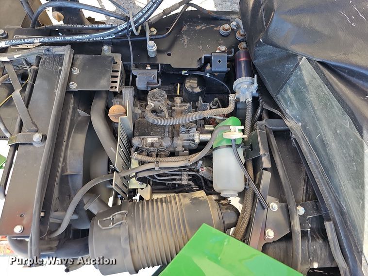 image for item DO2853 2015 John Deere 2025R  tractor