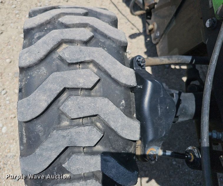 image for item DO2853 2015 John Deere 2025R  tractor