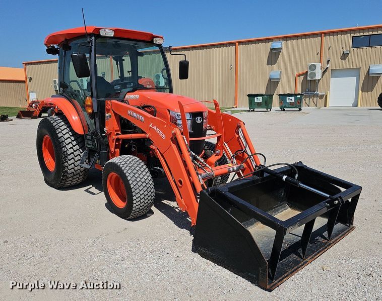 image for item DO2854 Kubota L3560 HST  tractor