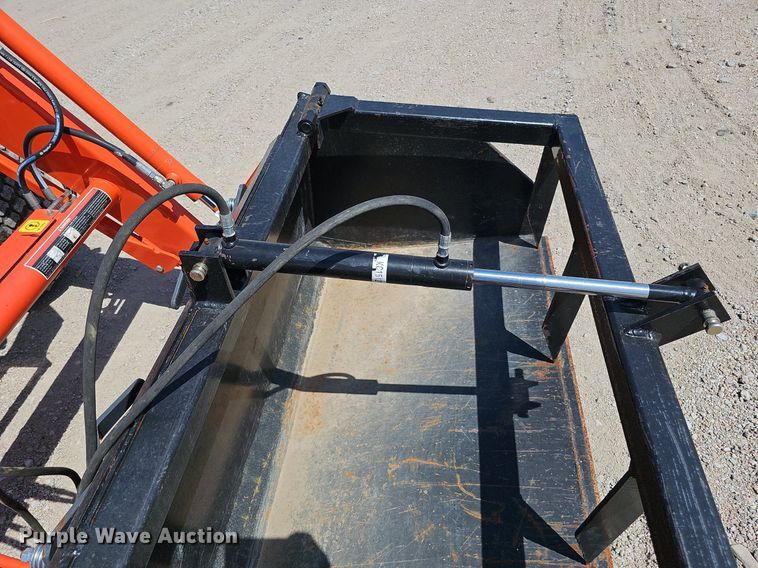 image for item DO2854 Kubota L3560 HST  tractor