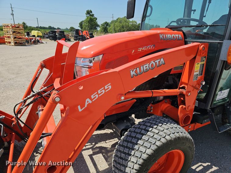 image for item DO2854 Kubota L3560 HST  tractor