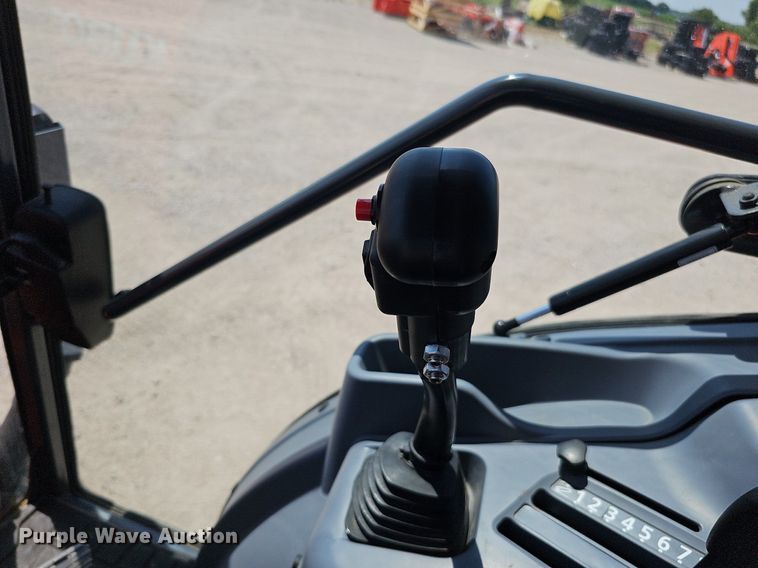 image for item DO2854 Kubota L3560 HST  tractor