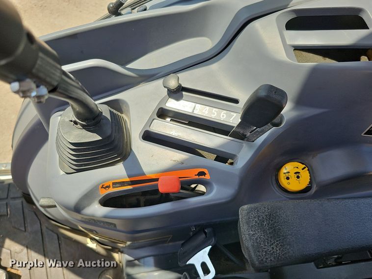 image for item DO2854 Kubota L3560 HST  tractor