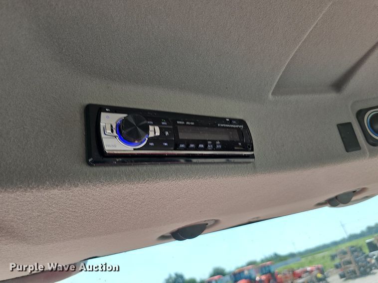 image for item DO2854 Kubota L3560 HST  tractor