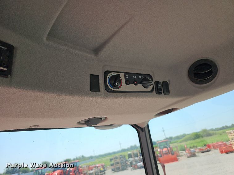 image for item DO2854 Kubota L3560 HST  tractor