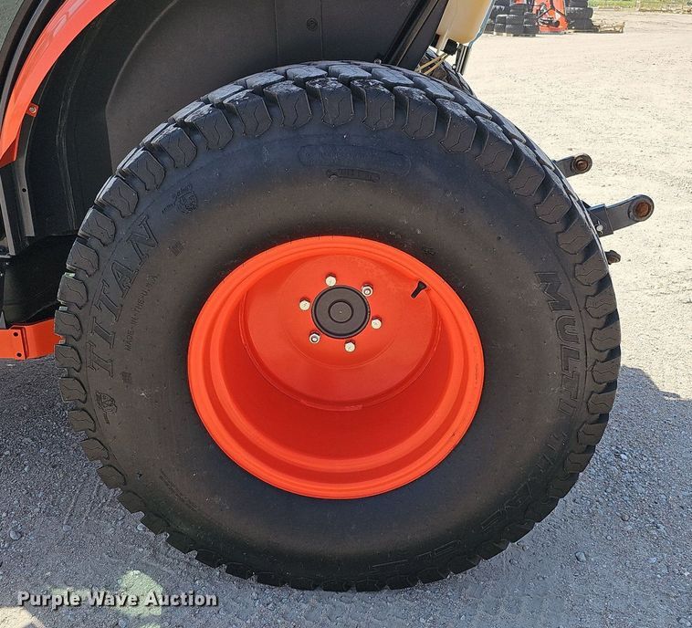 image for item DO2854 Kubota L3560 HST  tractor