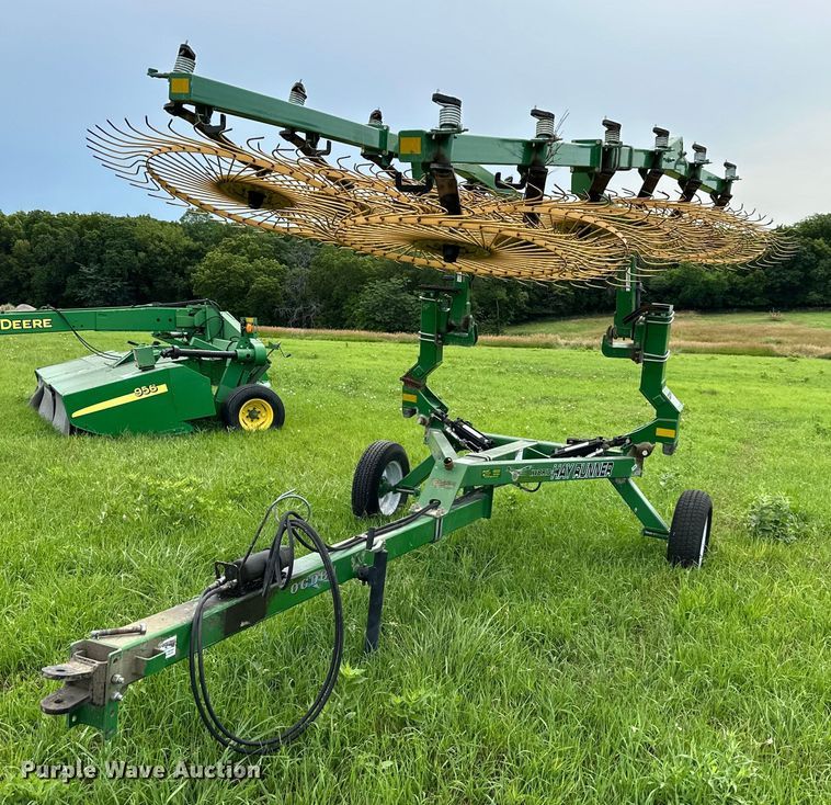 Ogden Hybrid Hay Runner hay rake in KS Item DO5146 sold