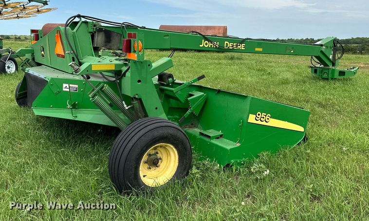 image for item DO5147 John Deere 956  swather / windrower