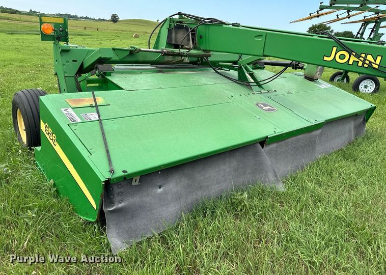 image for item DO5147 John Deere 956  swather / windrower