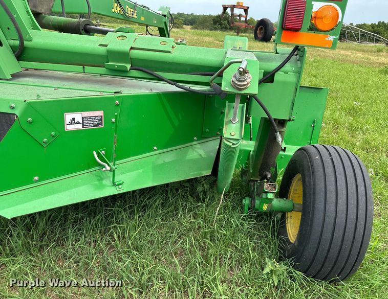 image for item DO5147 John Deere 956  swather / windrower