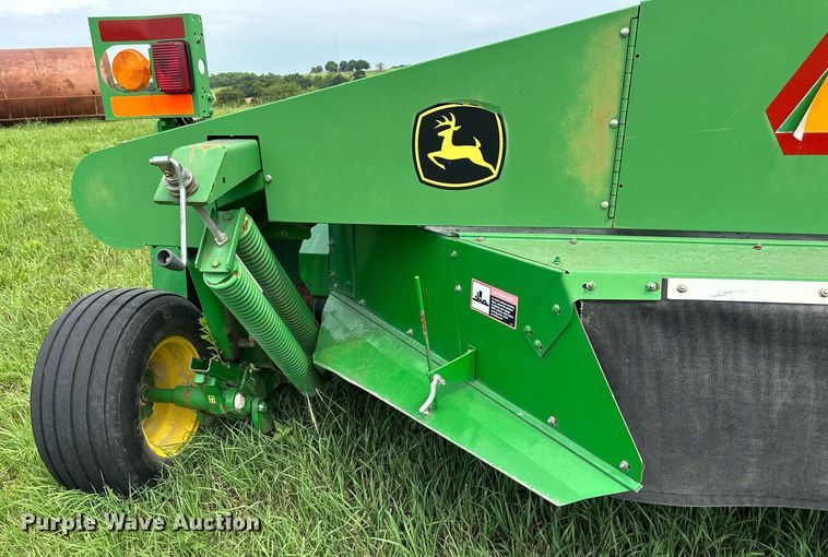 image for item DO5147 John Deere 956  swather / windrower