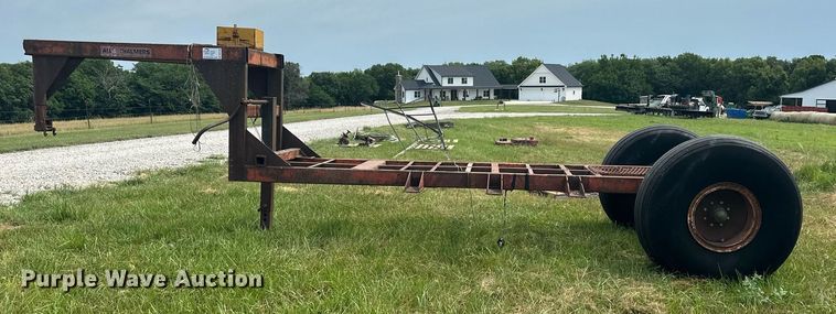 image for item DO5149 Hay bale trailer