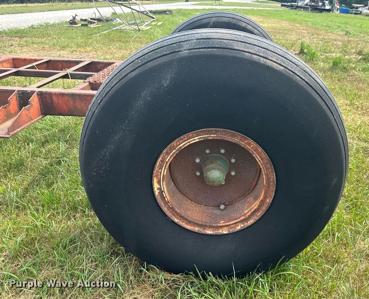 image for item DO5149 Hay bale trailer