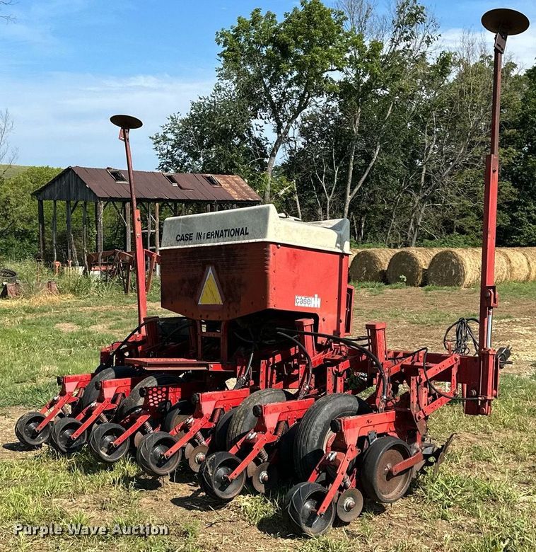 image for item DO5153 Case IH 900 Cyclo Air  planter