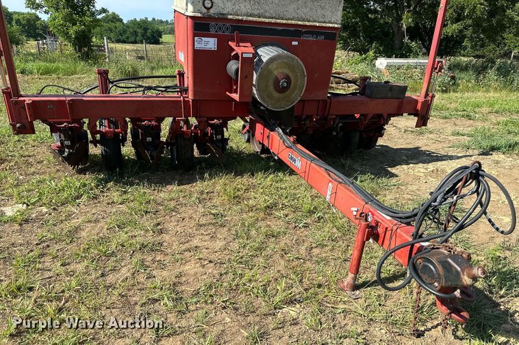 image for item DO5153 Case IH 900 Cyclo Air  planter