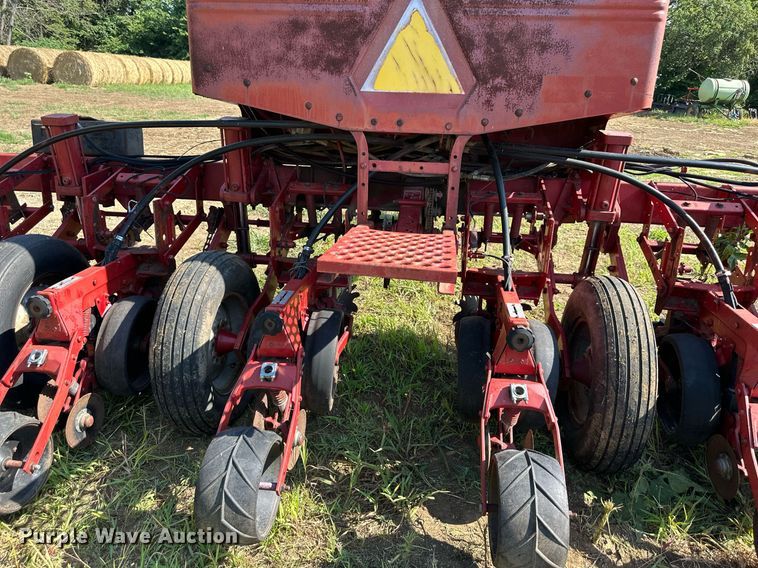 image for item DO5153 Case IH 900 Cyclo Air  planter