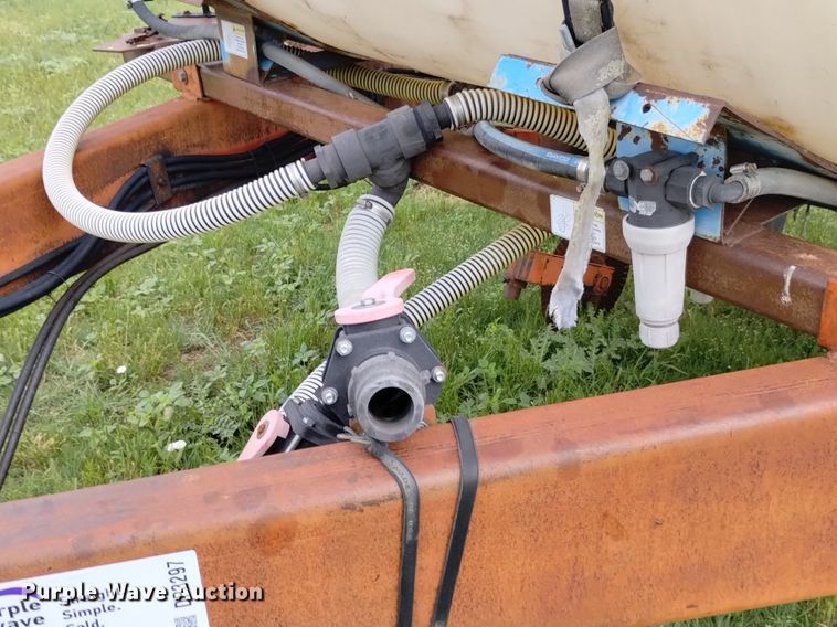 image for item DP3297 Sunflower 8660  sweep plow