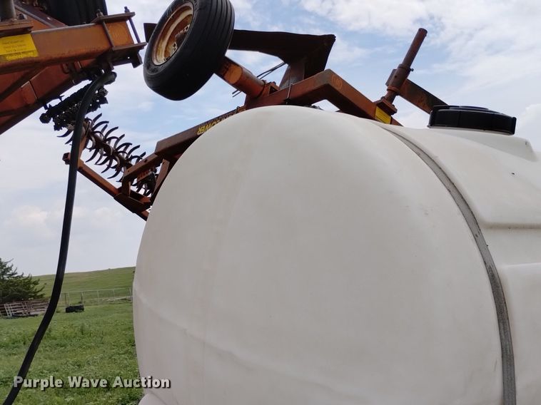 image for item DP3297 Sunflower 8660  sweep plow