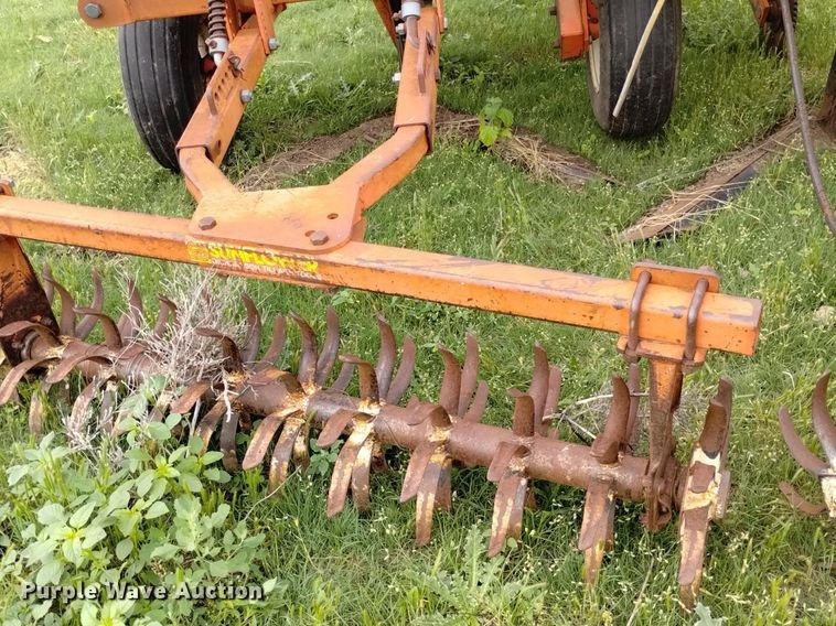 image for item DP3297 Sunflower 8660  sweep plow