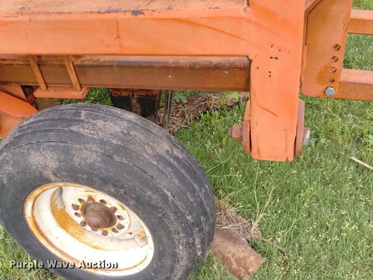 image for item DP3297 Sunflower 8660  sweep plow