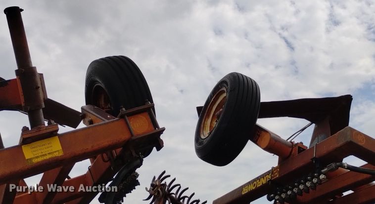 image for item DP3297 Sunflower 8660  sweep plow