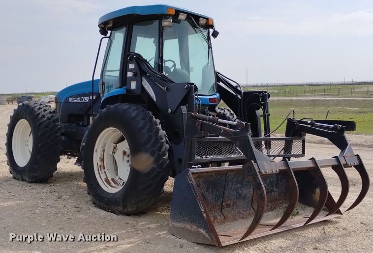 image for item DP3301 2001 New Holland TV140  bi-directional tractor
