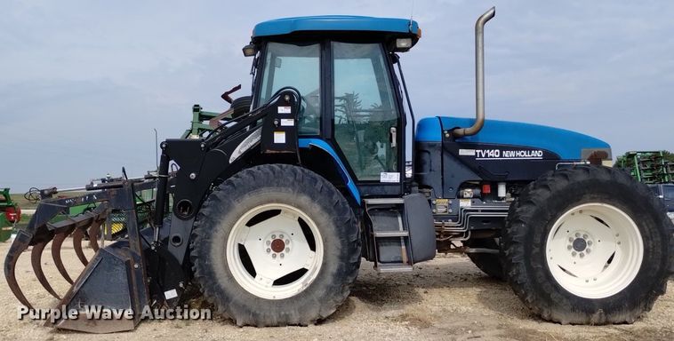 image for item DP3301 2001 New Holland TV140  bi-directional tractor