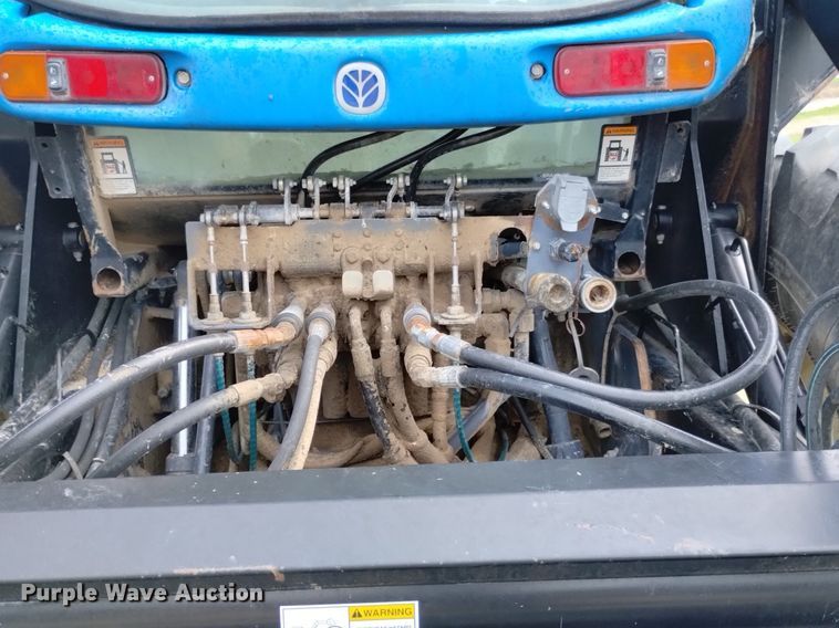 image for item DP3301 2001 New Holland TV140  bi-directional tractor